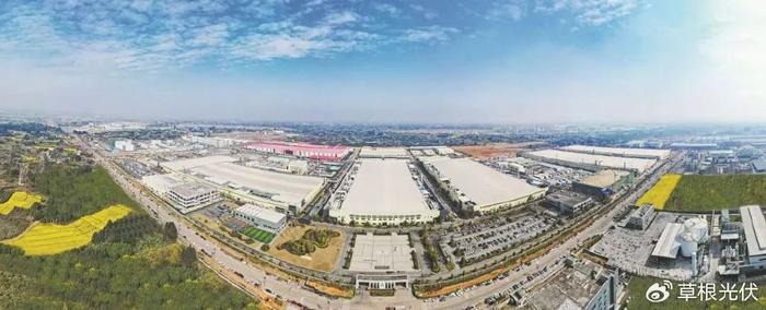 星空体育网站：全球单体最大TOPCon“超级工厂”在眉山诞生!(图2)