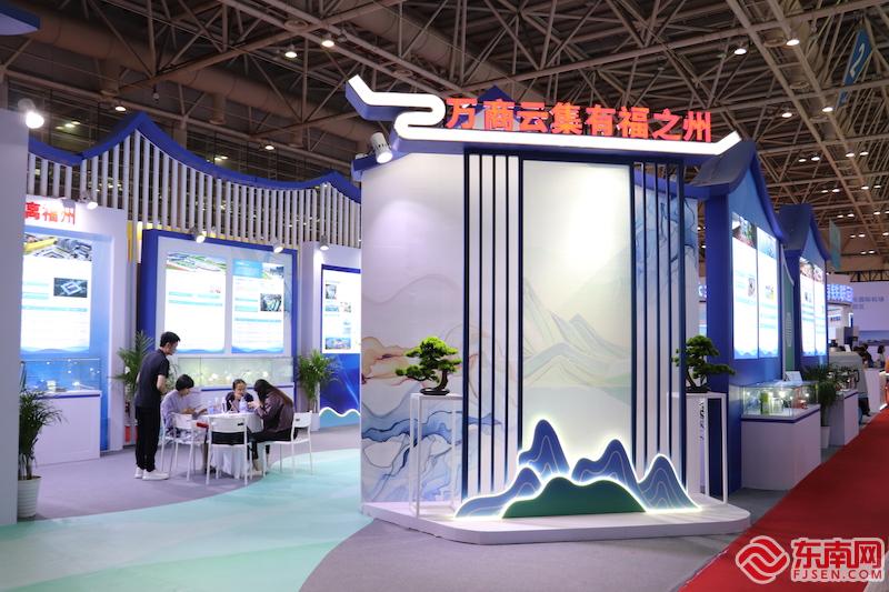 充电机器人、卫星天线、偏光片多项硬核产品亮相海交会产业链成果丰硕(图1)