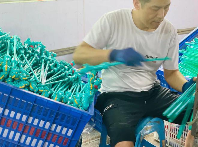 95后“厂二代”纷纷涌入淘工厂(图4)