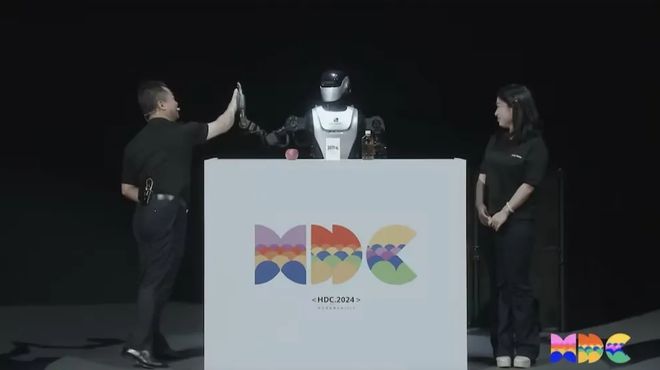 乐聚工业人形机器人总部落地合肥安徽省委一把手参与座谈(图1)