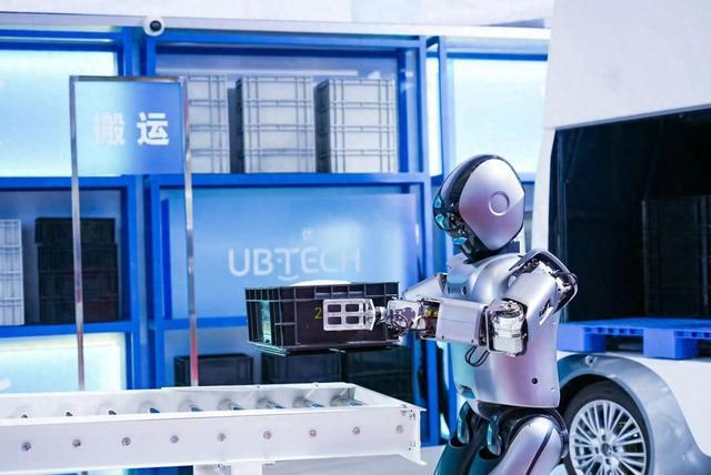 星空体育网站：优必选推出人形机器人工业场景解决方案(图1)