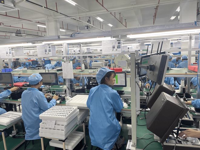 OBOO鸥柏丨触摸屏工控一体机打造现代工厂产线电子看板数字化(图2)