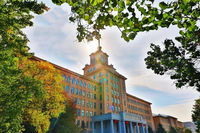 星空体育:新中国机器人史上的“哈工大时刻”值得每一位考研人了解(图1)