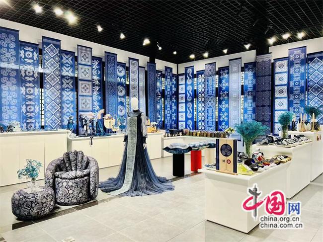 两会共话发展新优势丨夏华代表：数字化平台建设让民族文化产品走向世界舞台(图1)