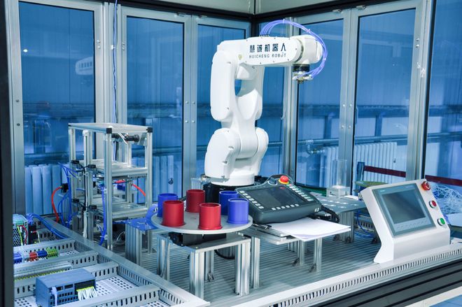河北省职业院校技能大赛工业机器人安装与编程赛项成功举办(图3)