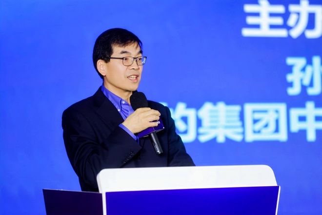 星空体育：探索大模型与机器人的未来美的蓝橙实验室引领“未来产业”创新(图3)