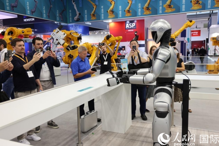 星空体育：中国智造闪耀国际机器人展(图1)
