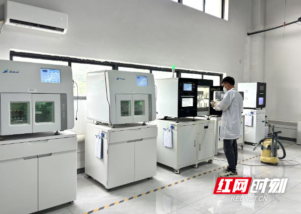 泽尔顿：打造“义齿智造云工厂”用一颗义齿连接世界微笑(图1)