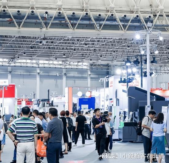 从机械传动到工业机器人——2025武汉国际工博会探索新机遇(图1)