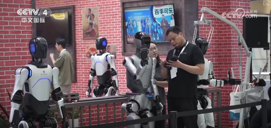 中国机器人产业稳居全球第一梯队“全球首发”“中国首秀”重磅新品集中亮相(图8)