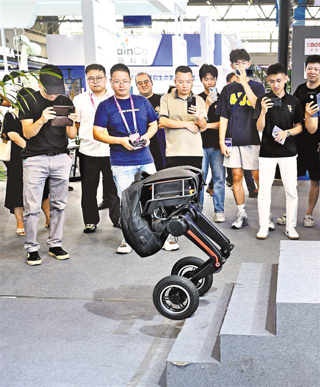 2024年重庆机器人产量超6万套(图1)
