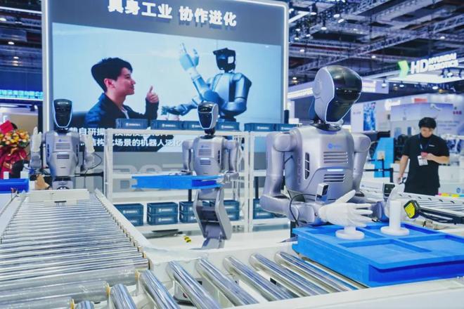 2025工博会现场：库卡、安川、越疆、埃斯顿等20家机器人头部企业(图9)