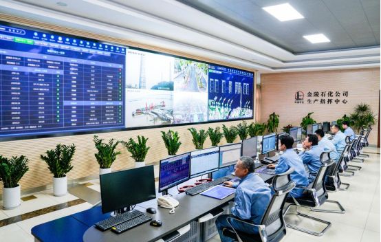 从智能工厂标杆到产业生态高地南京“智造”加速跃升(图1)