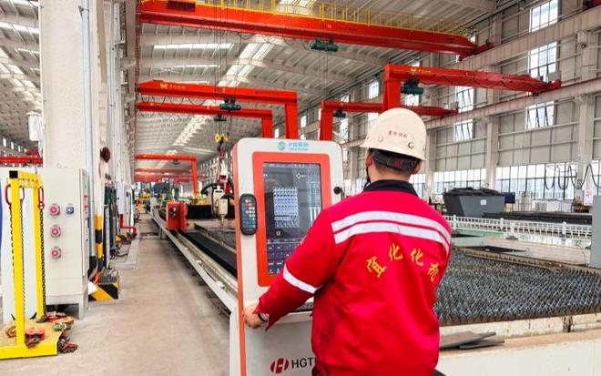 焕“新”智造湖北移动“5G+工业互联网”点亮万兆工厂(图1)