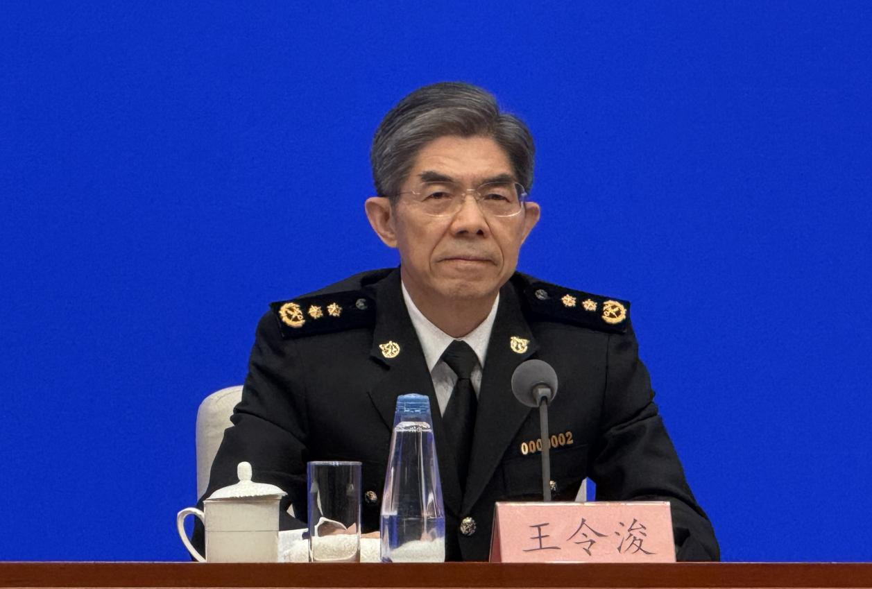 民企出口工业机器人一季度增长674%(图1)