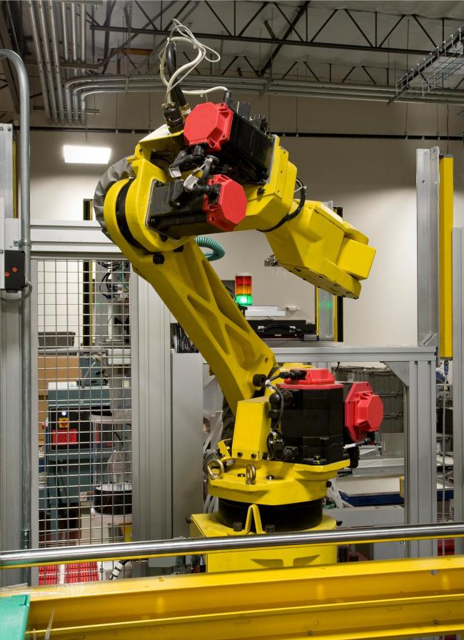 星空体育：诺奖得主称中国有望成机器人超级大国制造业变形金刚崛起(图5)