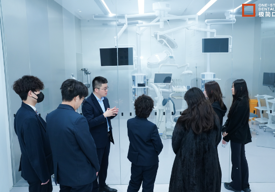 星空体育网站：海嘉学子走进极简口腔在实践中感悟科技匠心(图6)