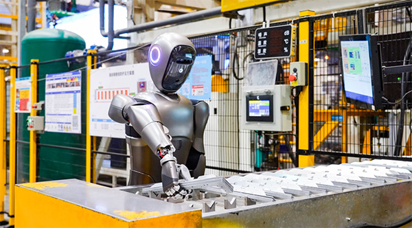 美媒：机器人和人工智能已在重塑中国经济而美国寸步难行(图1)